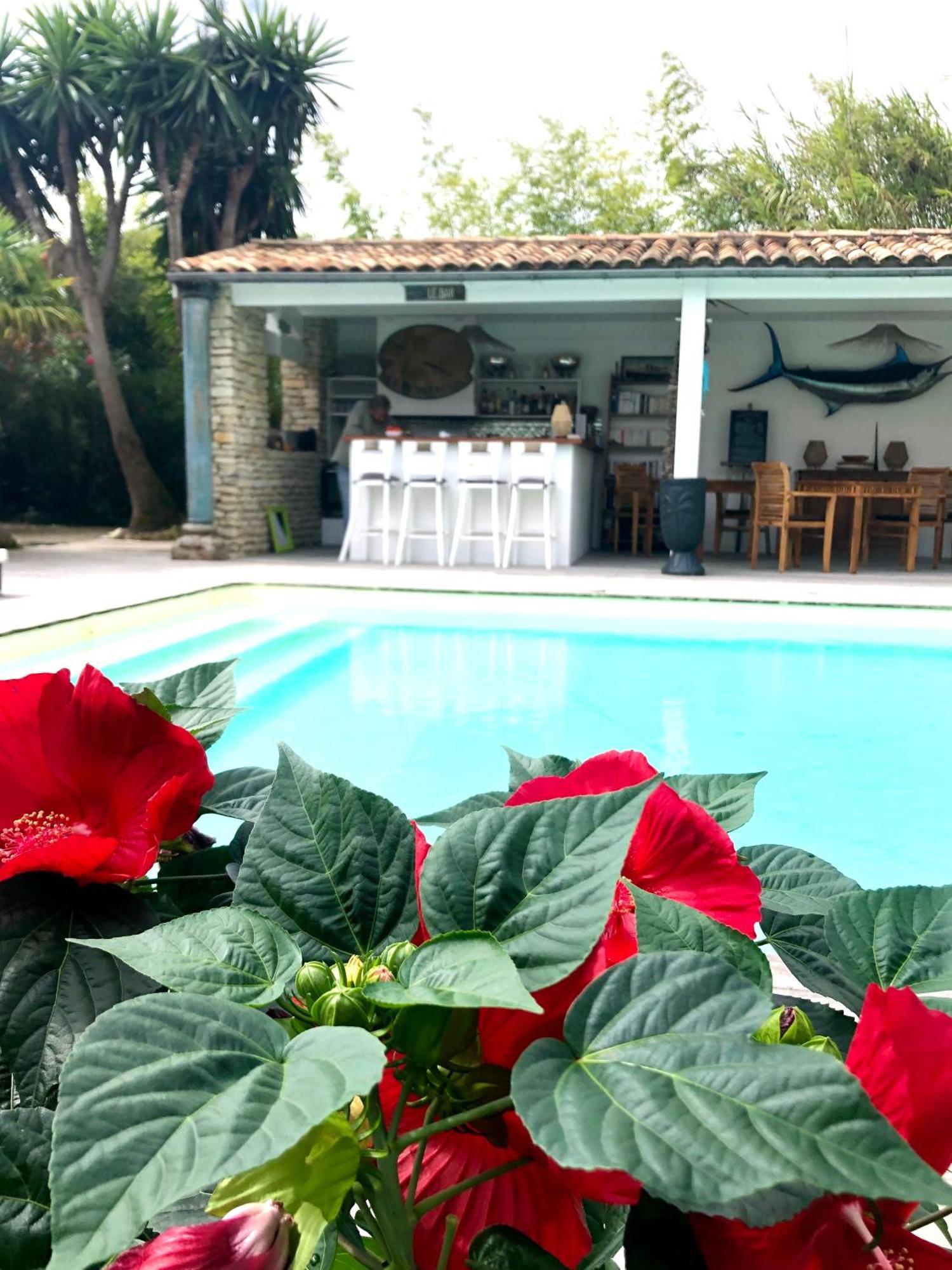 Bed and Breakfast Le Jardin Des Portes Les Portes-en-Re Exterior foto